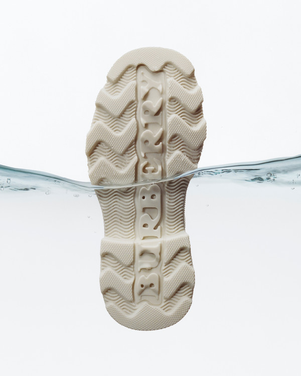 Burberry - © Lambert | Lambert