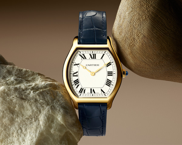 Cartier Tortue - © Lambert | Lambert