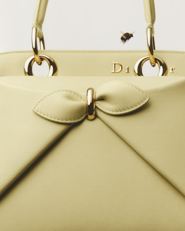 Dior Shinsaibashi - © Lambert | Lambert