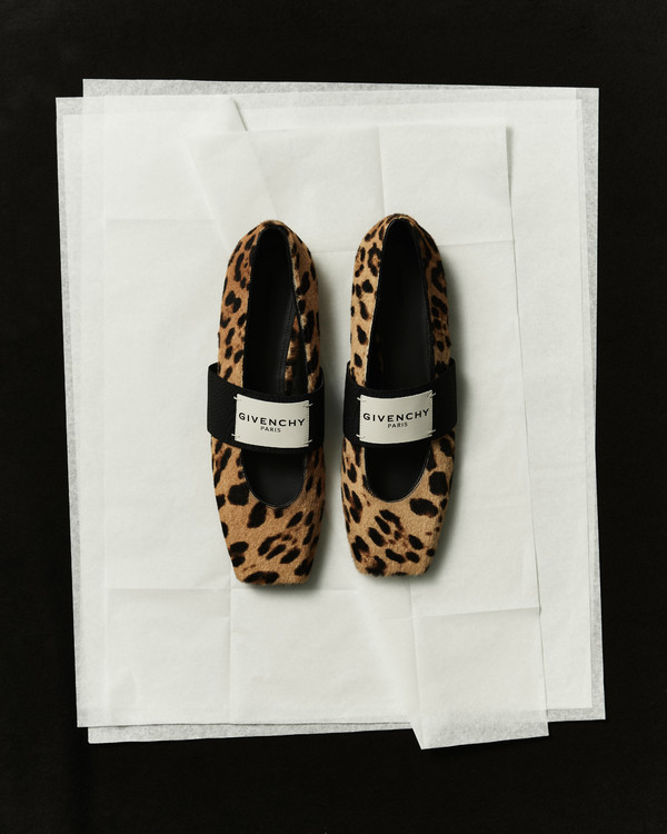 Givenchy - © Lambert | Lambert