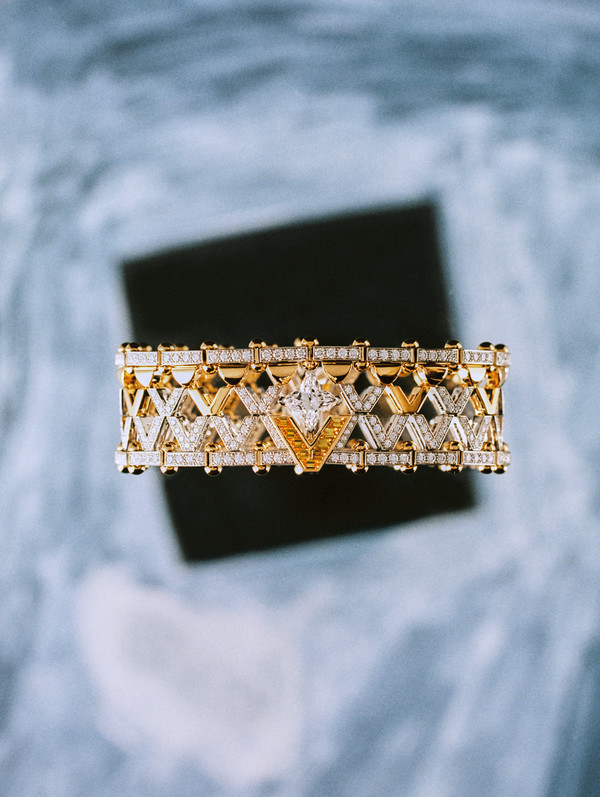 Harper's Bazaar Japan - Louis Vuitton - © Lambert | Lambert