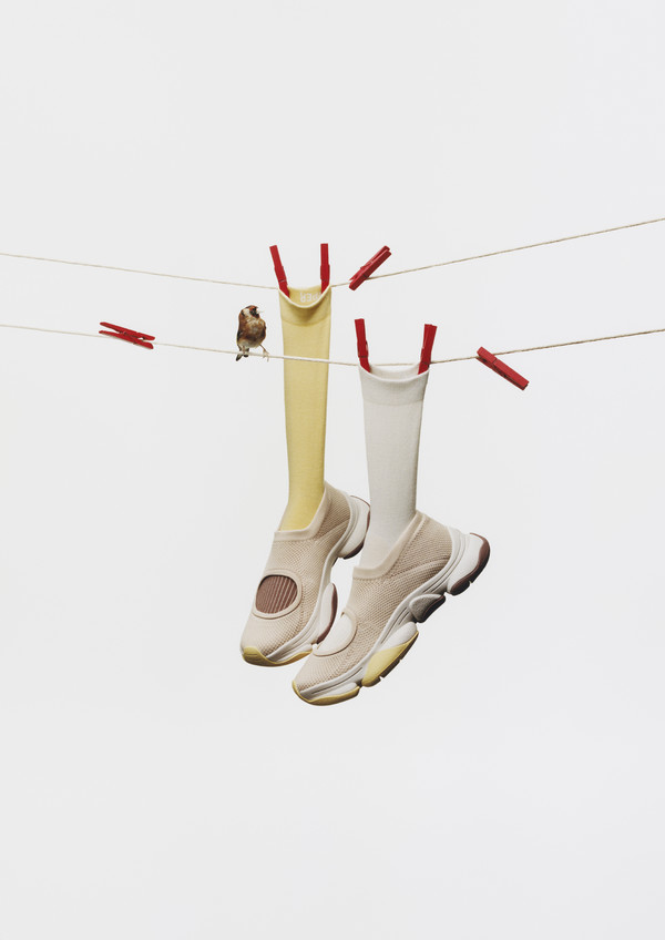Issey Miyake x Camper - © Lambert | Lambert