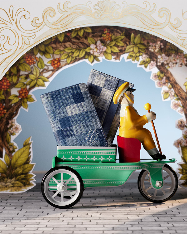 Louis Vuitton - Father's & Mother's Day - © Lambert | Lambert