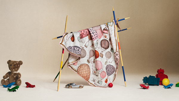 Louis Vuitton Mother's Day - © Lambert | Lambert