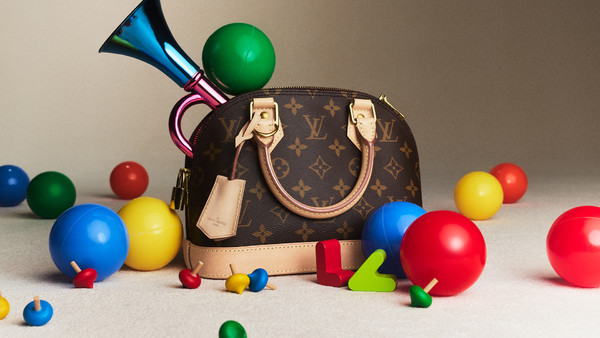Louis Vuitton Mother's Day - © Lambert | Lambert