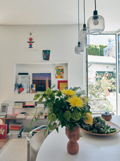 MILK - © Lambert | Lambert