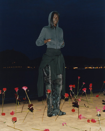 Replica Man - © Lambert | Lambert