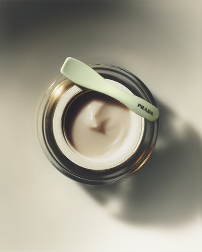 Prada beauty - © Lambert | Lambert