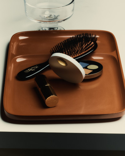 Carton - © Lambert | Lambert