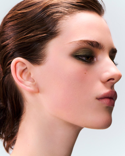 Beauty & Hair x Isis Moenne & Nicolas Philippon - © Lambert | Lambert