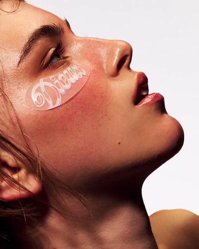 Beauty March - © Lambert | Lambert