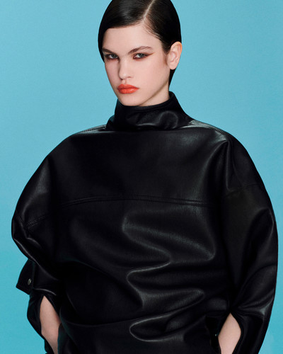 Beauty Liana - © Lambert | Lambert