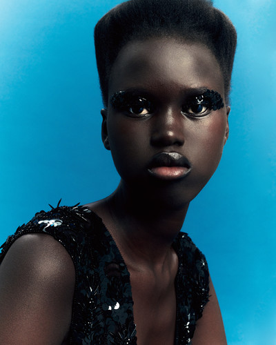 Heroine Magazine - © Lambert | Lambert