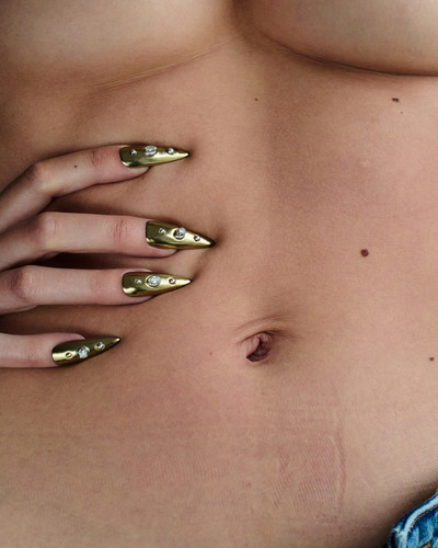 Nails - © Lambert | Lambert
