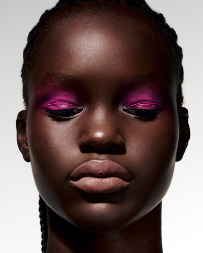 Wallpaper x Dries van noten Beauty - © Lambert | Lambert