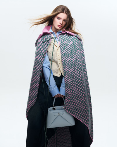 Wonderland & Dior - © Lambert | Lambert