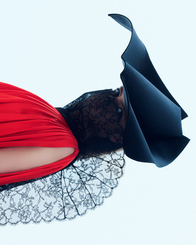 Wonderland & Dior - © Lambert | Lambert