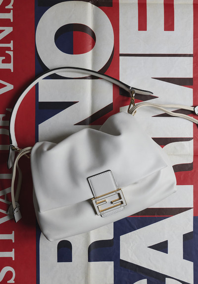 CRASH MAGAZINE - CINEMA - © Lambert | Lambert