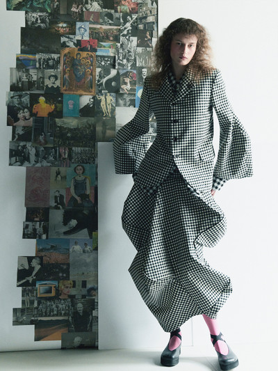 Vogue Greece - Comme des Garçons - © Lambert | Lambert