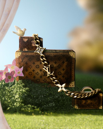 Louis Vuitton - Mother & Father’s Day 2026 - © Lambert | Lambert