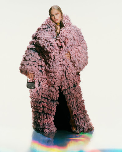 Pop Magazine - © Lambert | Lambert