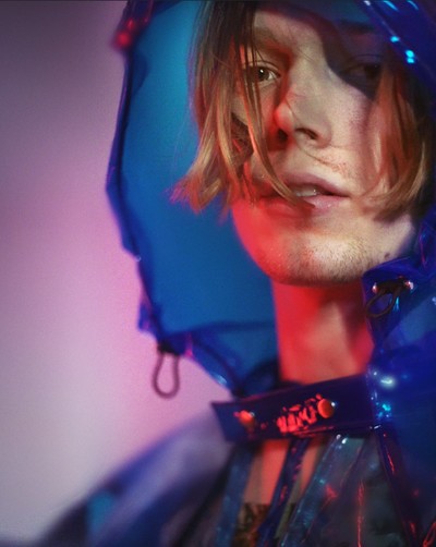 ANDREA CREWS X FEMME D INTERIEUR - © Lambert | Lambert