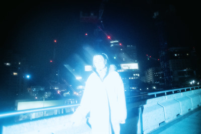 Babysolo33 - © Lambert | Lambert