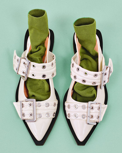 Gianni Bou & Buckle - © Lambert | Lambert