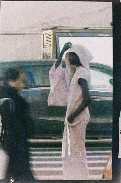 Wallpaper - Issey Miyake - © Lambert | Lambert