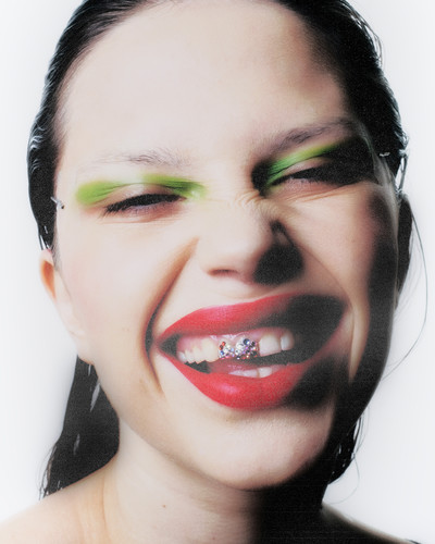 Dazed Beauty - © Lambert | Lambert