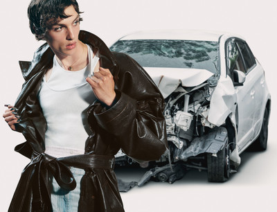 Dust Magazine - © Lambert | Lambert