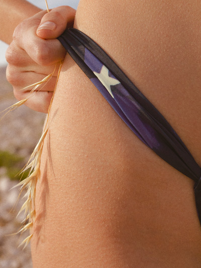 Lea in Marseille - © Lambert | Lambert