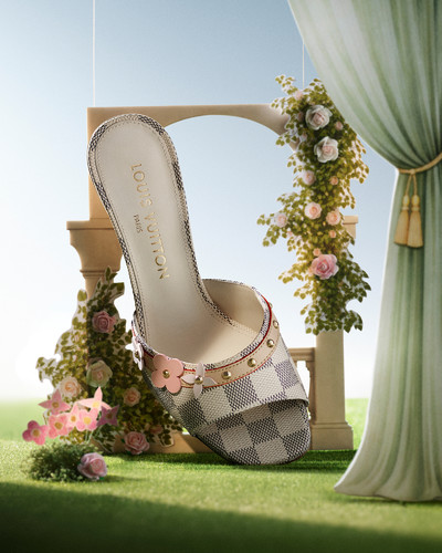 Louis Vuitton Mother and Father’s Day 2026 - © Lambert | Lambert