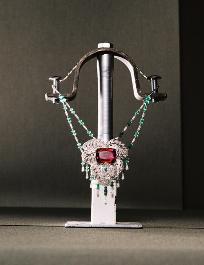 Vogue China X Cartier - © Lambert | Lambert